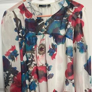 Long sleeve floral blouse